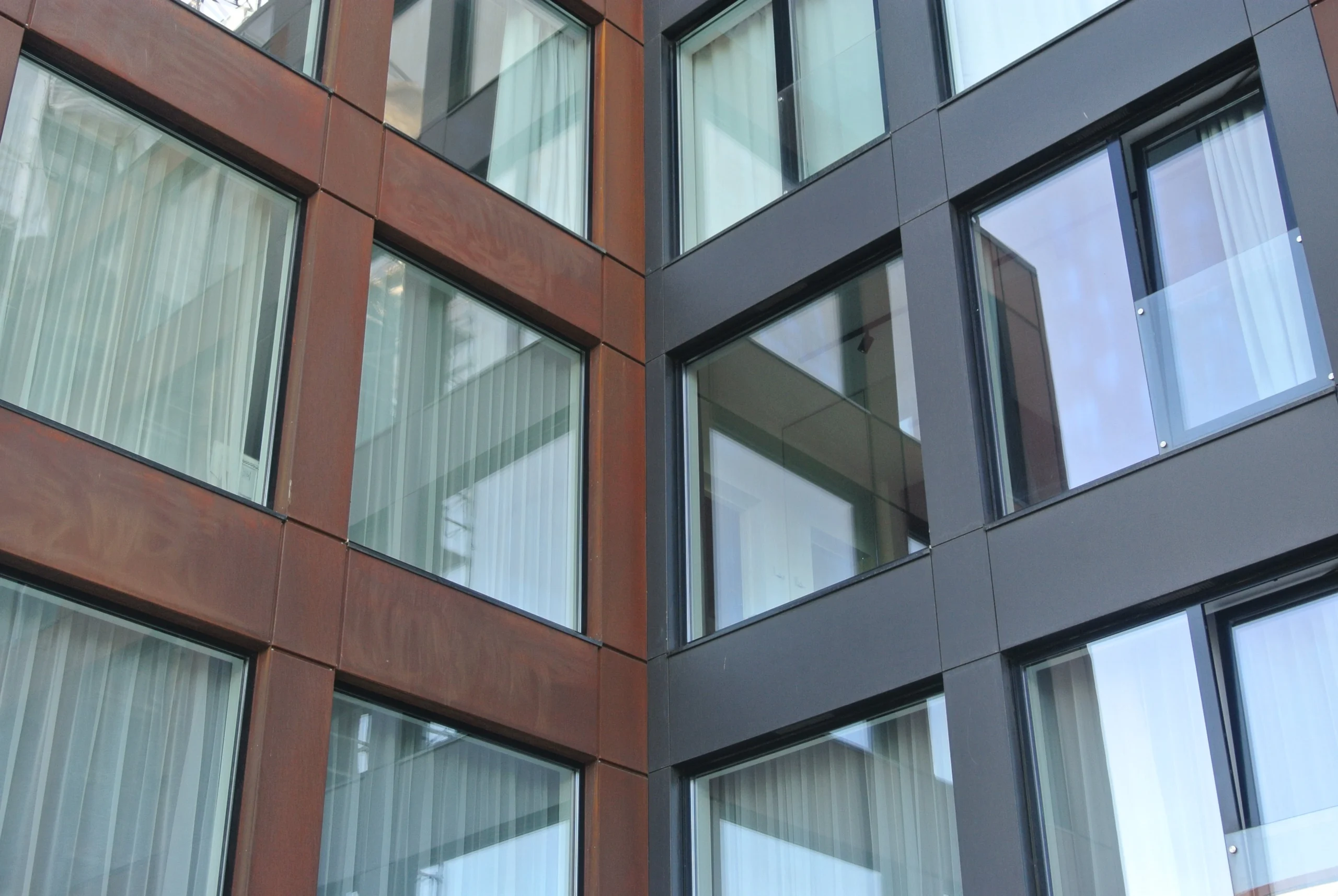 Windows low angle view modern building (1)